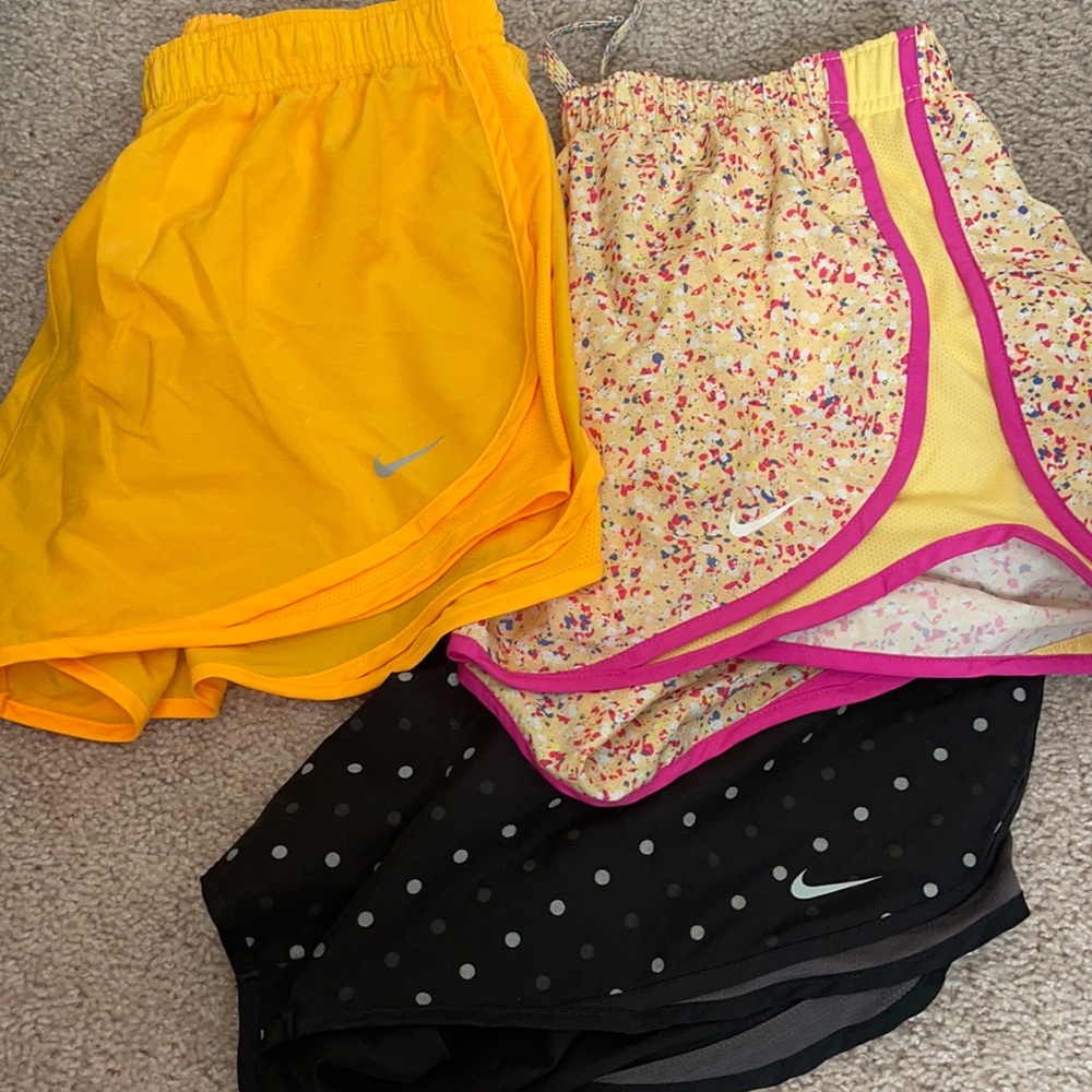 Nike shorts all size large